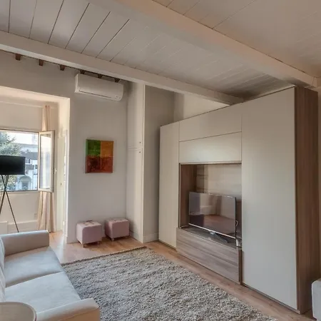 Accademia Luxury Loft Апартаменты